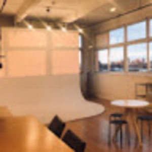 Meet your Posher, White